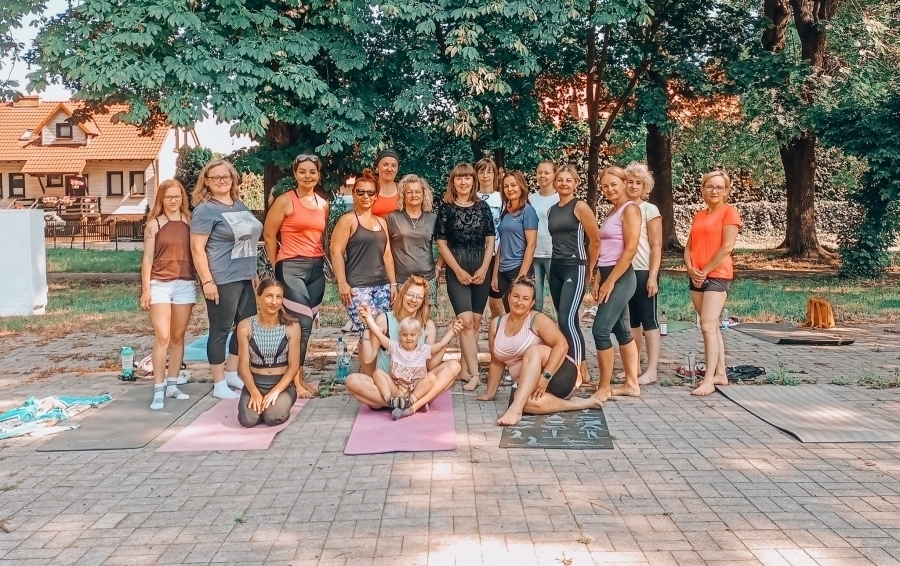 Bezpłatne zajęcia pilatesu w Parku Tysiąclecia. Rusza II edycja Pilates pod chmurką