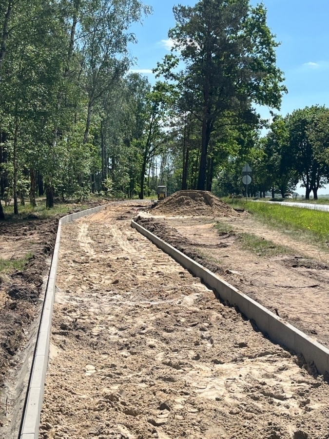 Kiedy pojedziemy rowerem na plażę w Lginiu Trwają prace nad nową ścieżką FOTO