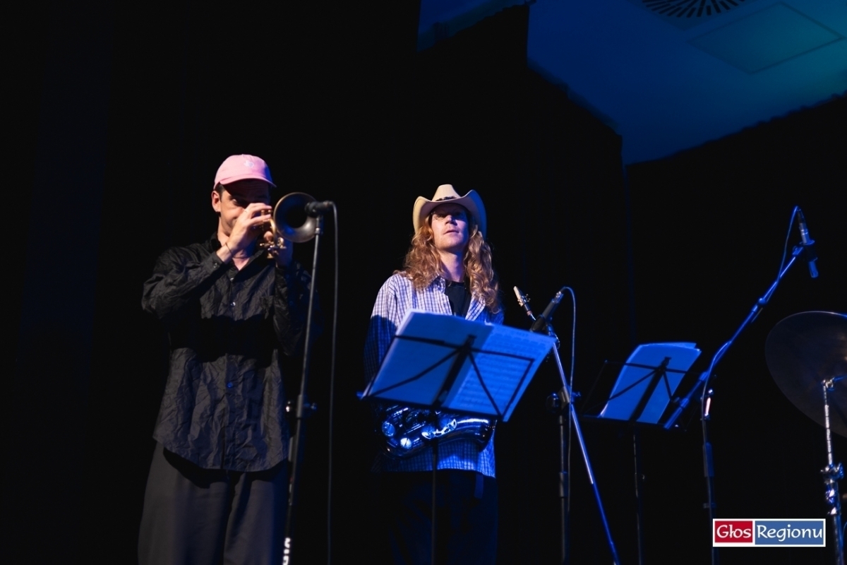 Szymon Gąsiorek i jego Pimpono 24 wystąpili we Wschowie. W CKiR wybrzmiał eksperymentalny jazz