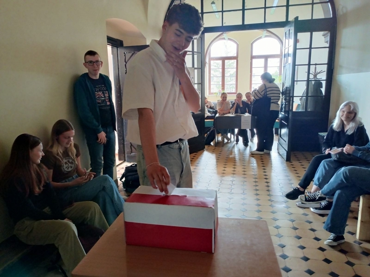 Symulacja wyborów do europarlamentu we wschowskim liceum. Kto zwyciężył