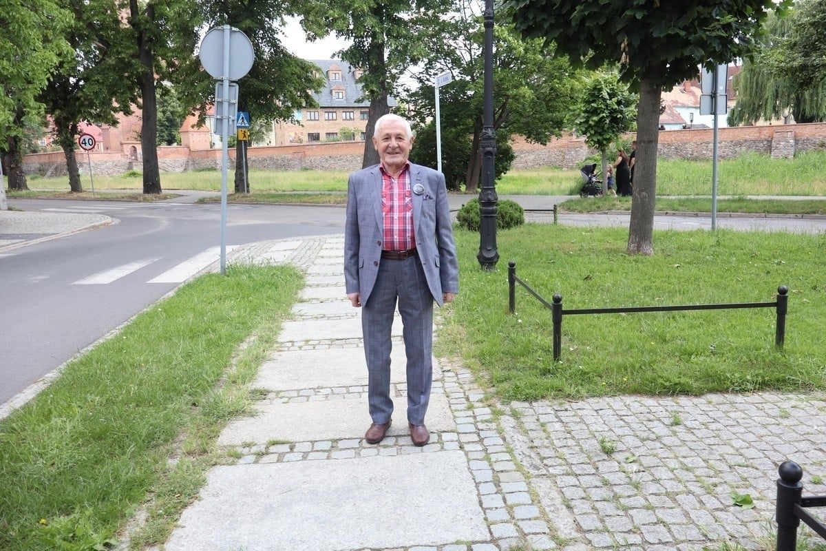 61 lat minęło. Wzruszające spotkanie absolwentów Matura 63 w I LO we Wschowie