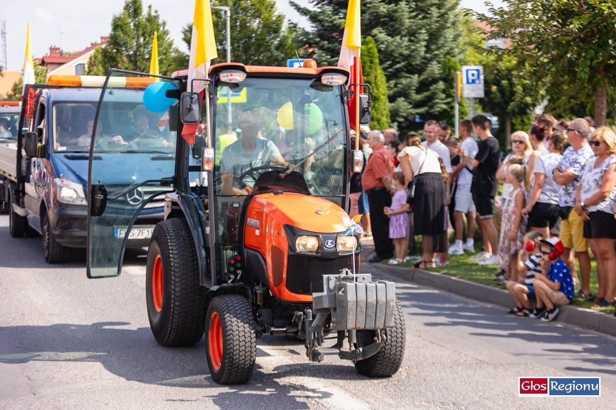 Dni Sławy 2024. Korowód a wieczorem CLEO i fajerwerki nad jeziorem FOTO