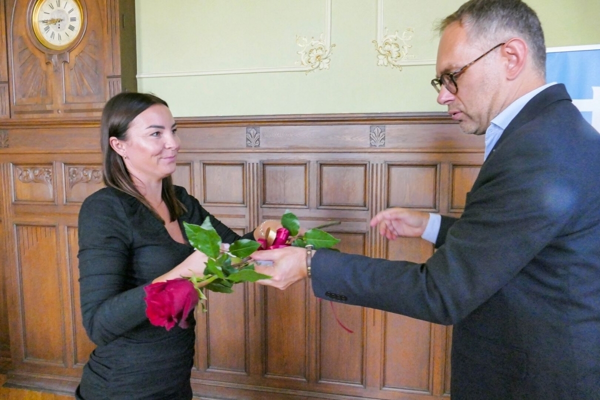Nauczyciele z Gminy Wschowa odebrali awanse. Od Was zależy przecież los młodego pokolenia
