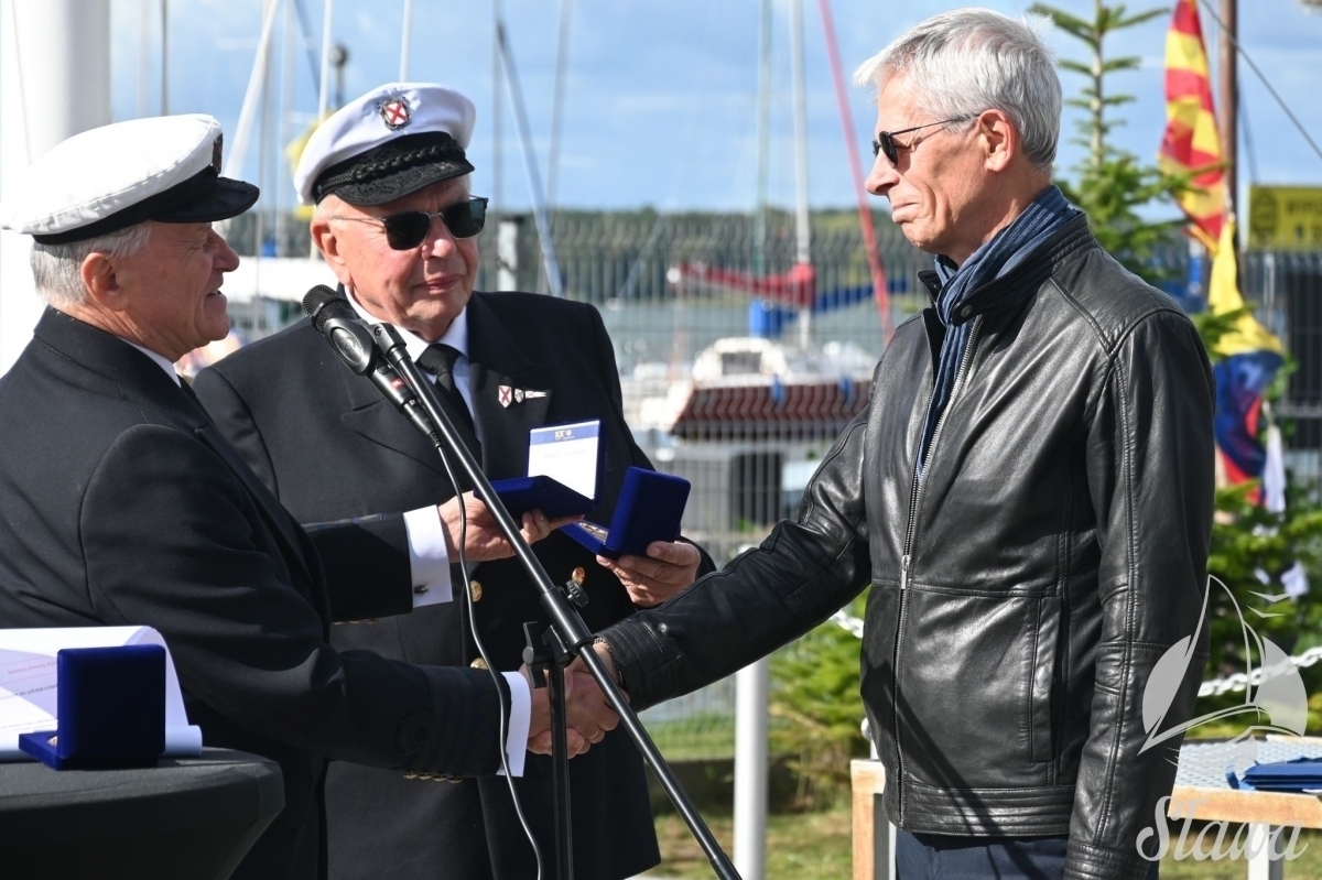 Marina w Sławie. Oficjalne podniesienie bandery Yacht Klub Polska