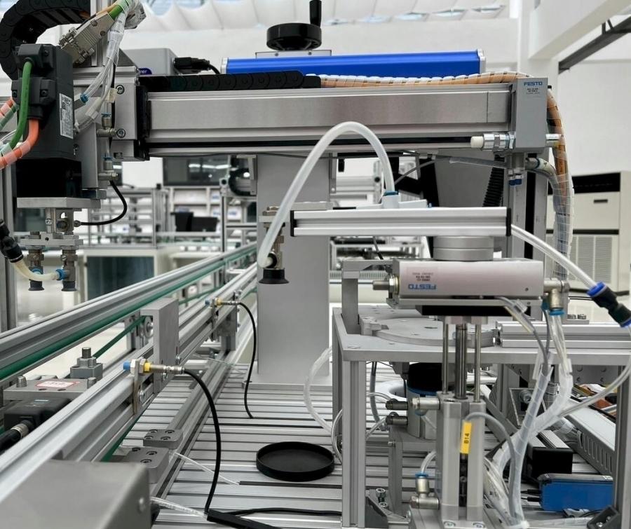 Automatyzacja produkcji w małych i średnich przedsiębiorstwach dlaczego warto