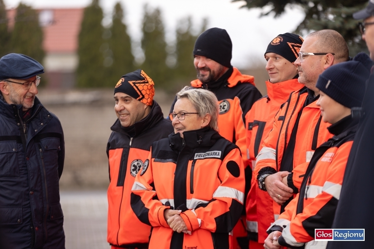 Nowa karetka w Sławie. Ratownicy zyskali niezawodne narzędzie pracy
