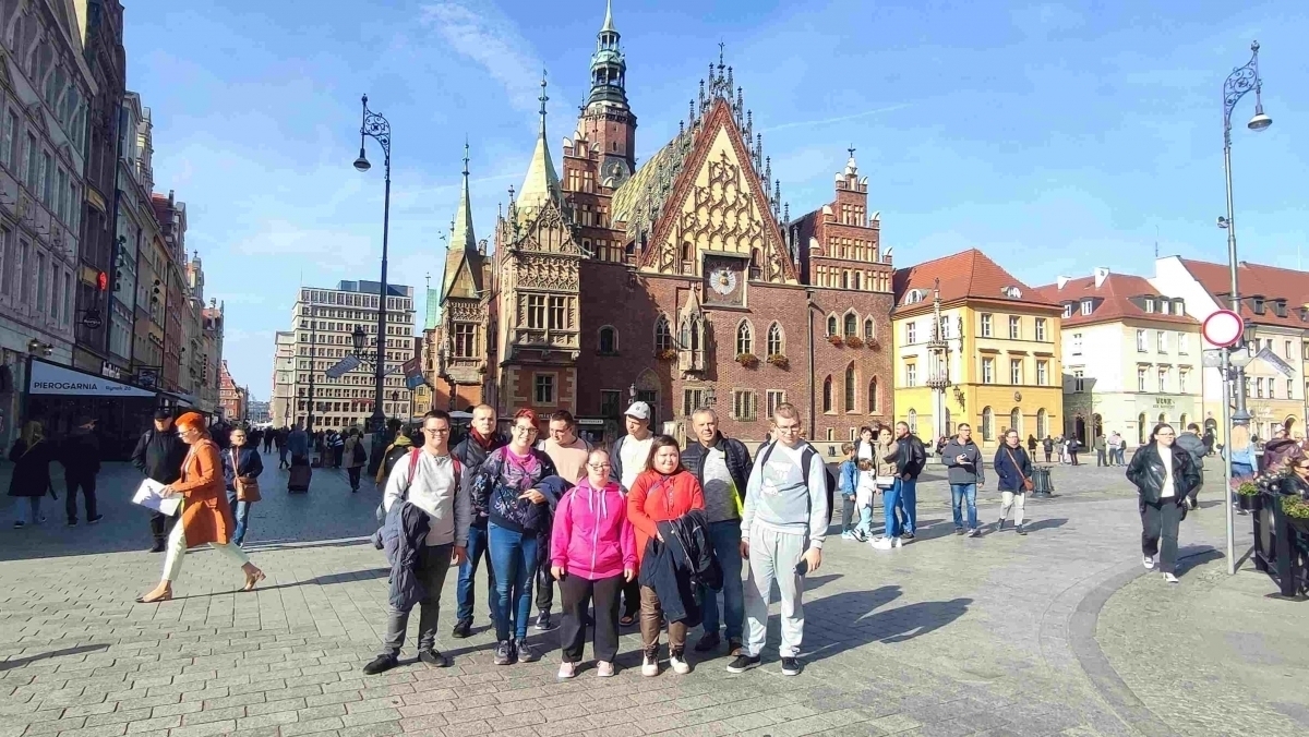 Wzięli udział w zajęciach ogrodniczo-podróżniczych. Rehabilitacja 25 Plus