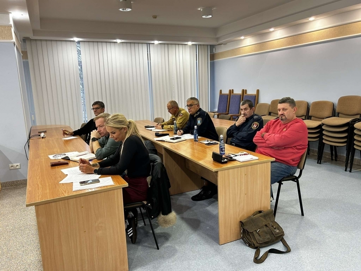 Powiatowy Zespół Zarządzania Kryzysowego spotkał sięw związku z HPAI