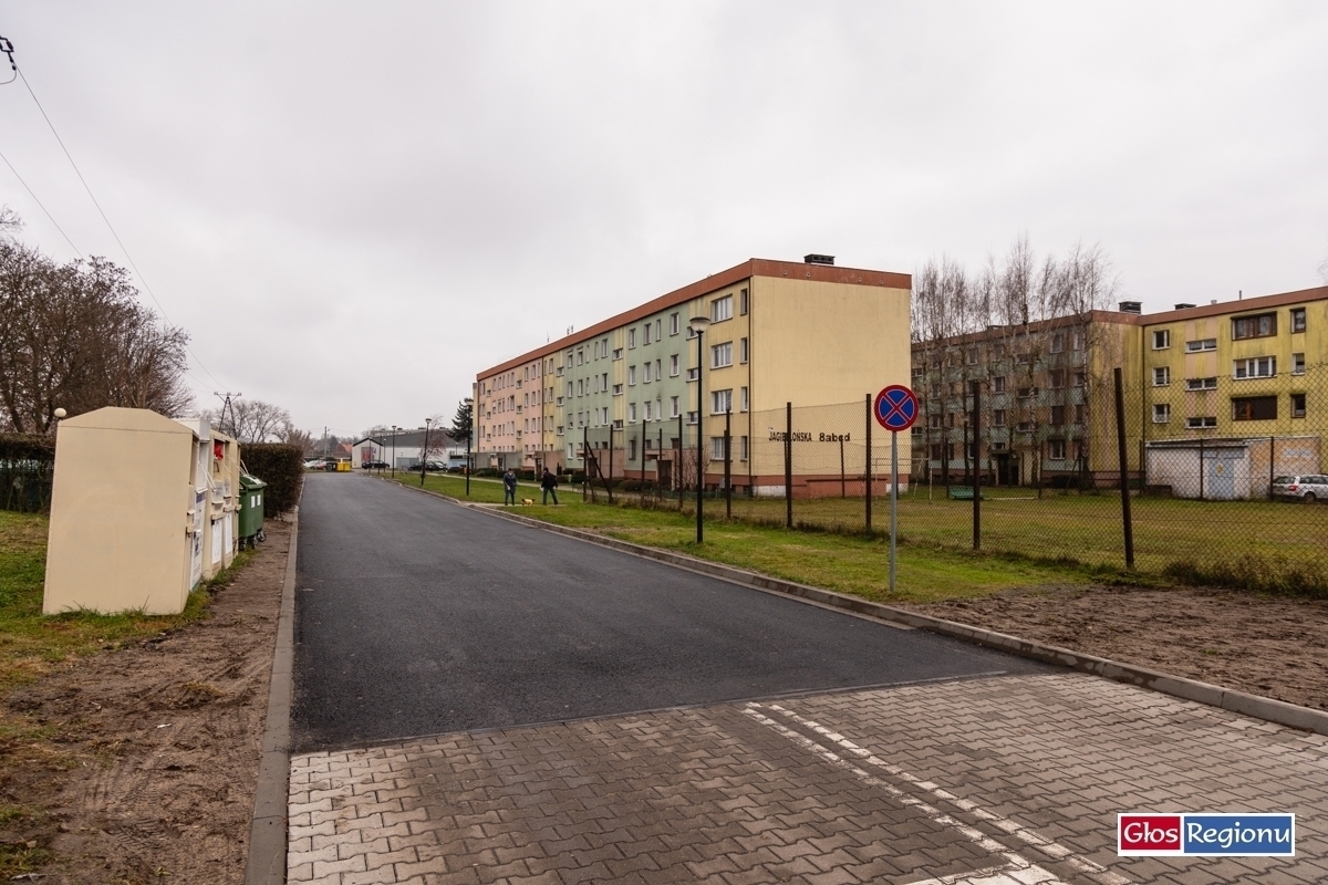 Duże zmiany na os. Jagiellonów. Gminna inwestycja jużpo odbiorze technicznym ZDJĘCIA