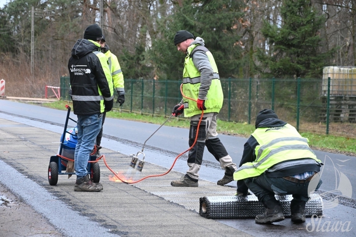 Droga SławaWróblów w nowej odsłonie. Powiatowa inwestycja na finiszu