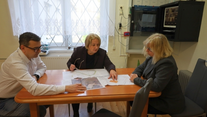 Nowy parking przy szkole w Starych Drzewcach. Prace wykonywane będą w okresie wakacji