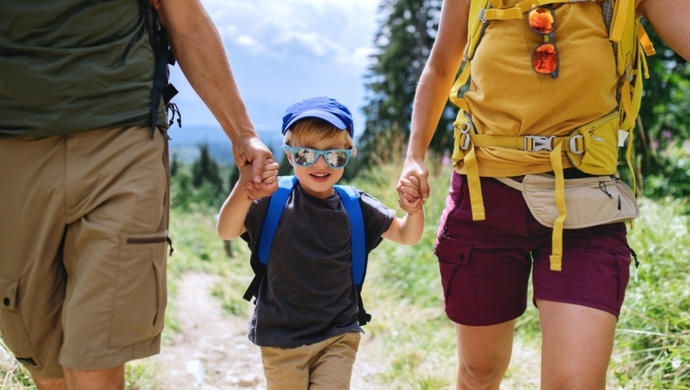 Fajne miejsce na wakacje z dzieckiem – gdzie pojechać z całą rodziną na urlop?