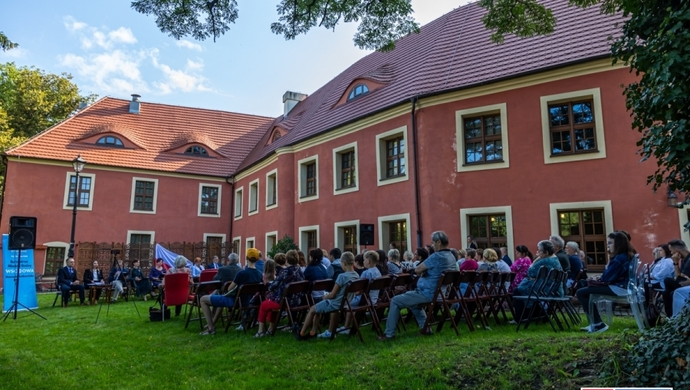 Weekend pod znakiem Narodowego Czytania. Gwiazda „M jak miłość” odwiedzi biblioteki