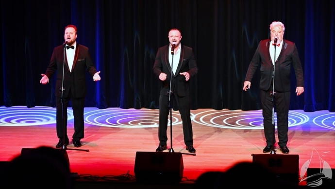 Trzej Tenorzy „Vincero” wystąpili w Kinie Żeglarz