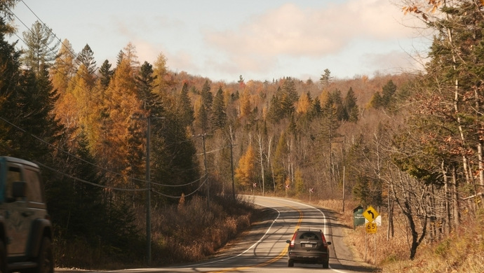 Co warto zabrać ze sobą na jesienny wyjazd?