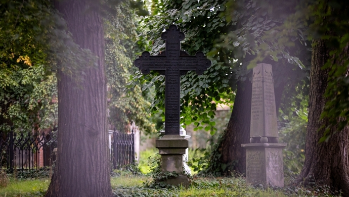 Poezja i muzyka w Lapidarium. „Staszic” zaprasza na spotkanie pt. „Oswoić przemijanie”