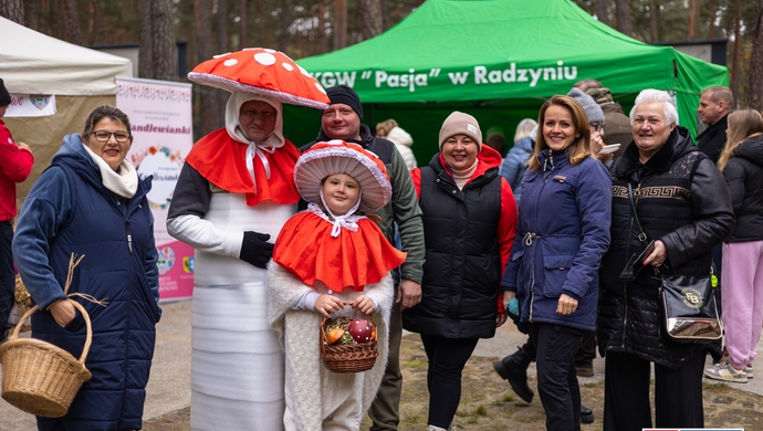 Kowalewianki ogłosiły IV Ludowe Grzybobranie. „Pięknie, ludowo i z przytupem”