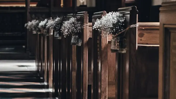 Kwiaty na chrzest – piękno i symbolika wyjątkowej okazji