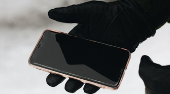 Pisał po znajomych z prośbą o przelew. Ofiary przekazały mu łącznie 2400 zł