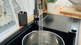 Jakie dodatki dobrać do zlewu kuchennego z granitu? Najlepsze propozycje