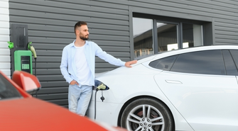 Innowacje, które chronią. Przegląd systemów bezpieczeństwa w Tesli