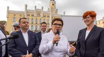 Beata Szydło na wschowskim Rynku: „Głosujcie na Elżbietę Rafalską”