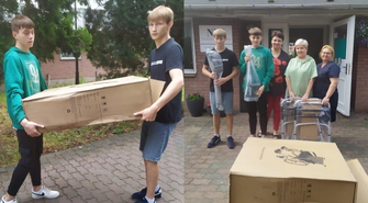 SOSW pomaga. Zebrali 1550 kg odzieży, które wymienili na sprzęt dla pacjentów ZOL
