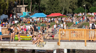 Sobota pełna atrakcji w Lginiu. Zumba, joga i piracka przygoda