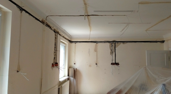 Nowa instalacja elektryczna w Przedszkolu Samorządowym w Szlichtyngowie. Trwają prace remontowe