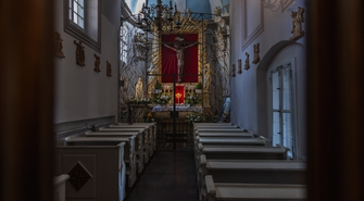 W październiku będą modlić się przez całą dobę. Katolicka Wschowa organizuje „Nieustający Różaniec”