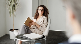 Doradca biznesowy – jakie są zarobki i perspektywy zatrudnienia w tej branży w 2024 roku?