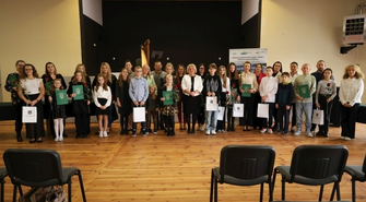 Stypendia Burmistrza dla najzdolniejszych. „Chęć zdobywania wiedzy zaprocentuje”