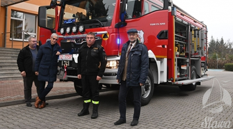 Druhowie z Krzepielowa pochwalili się nowym wozem bojowym