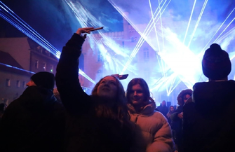 Wschowa przywitała 2024 r. Pokaz laserów zachwycił mieszkańców ZDJĘCIA