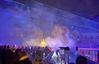 Wschowa przywitała 2024 r. Pokaz laserów zachwycił mieszkańców ZDJĘCIA