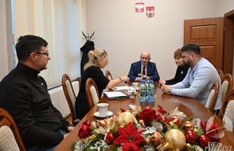 Od wiaduktu do cmentarza komunalnego. Przy ul. Długiej powstanie nowy chodnik