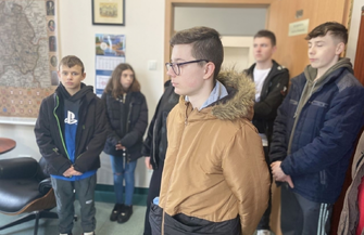 W Starostwie Powiatowym we Wschowie odbyła sięnietypowa lekcja WOSu. W rolach nauczycieli włodarze