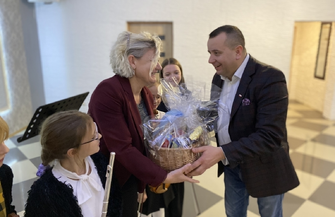 Były życzenia występy i dużo uśmiechu. Prezes Łakomy Bycie babcią i dziadkiem to wielki zaszczyt