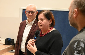 W Sławie teatr połączył pokolenia. Spektakl Nieco inna opowieść wigilijna FOTO