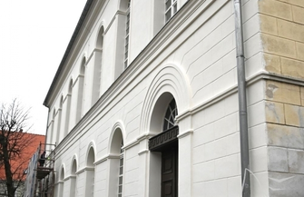 Sławska świątynia wkrótce odzyska swój dawny blask. Trwa remont elewacji ściany północnej FOTO