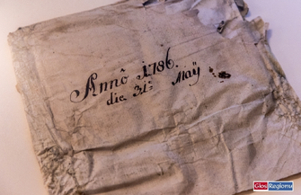 Przetłumaczono fragment listu z najstarszej kapsuły czasu na świecie. Wy którzy kiedyś przeczytacie to pismo...