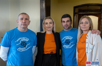 Bracia Rodzeńprzyjechali do Wschowy. Pełna sala słuchała jak wycofać choroby metaboliczne i pięknie żyć VIDEO