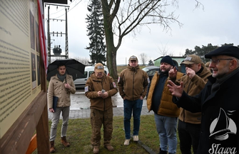Nowa tablica historyczna w Szreniawie. Ocalić od Zapomnienia upamiętniło Bitwępod Wschową