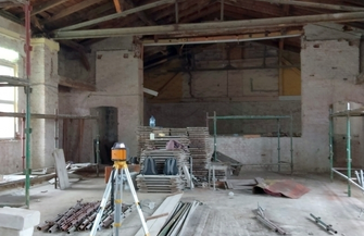 Przebudowa świetlicy wiejskiej w Wyszanowie wznowiona. Obiekt przechodzi metamorfozę za prawie 3 miliony zł