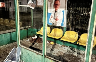 Wandalizm na przystankach wiejskich nie ustaje. Cały czas naprawiamy niszczone szyby