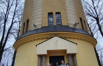 W oczekiwaniu na wiosnęspacerująz kijkami. Na nordic walking w Parku Wolsztyńskim zaprasza Aktywna Wschowa