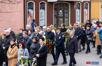 Wschowa pożegnała ks. prałata Zygmunta Zająca. Przez miasto przeszła procesja żałobna FOTO