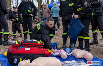 DzieńWiosny we Wschowie. Mieszkańcy świętowali w Parku Wolsztyńskim FOTO