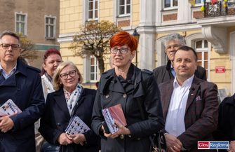 Konferencja PiS z udziałem Elżbiety Rafalskiej. Mamy świetny program i kompetentnych kandydatów