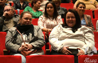 Dramatyczna opowieść o Marszu Śmierci. Spektakl Światłocień na scenie w Sławie